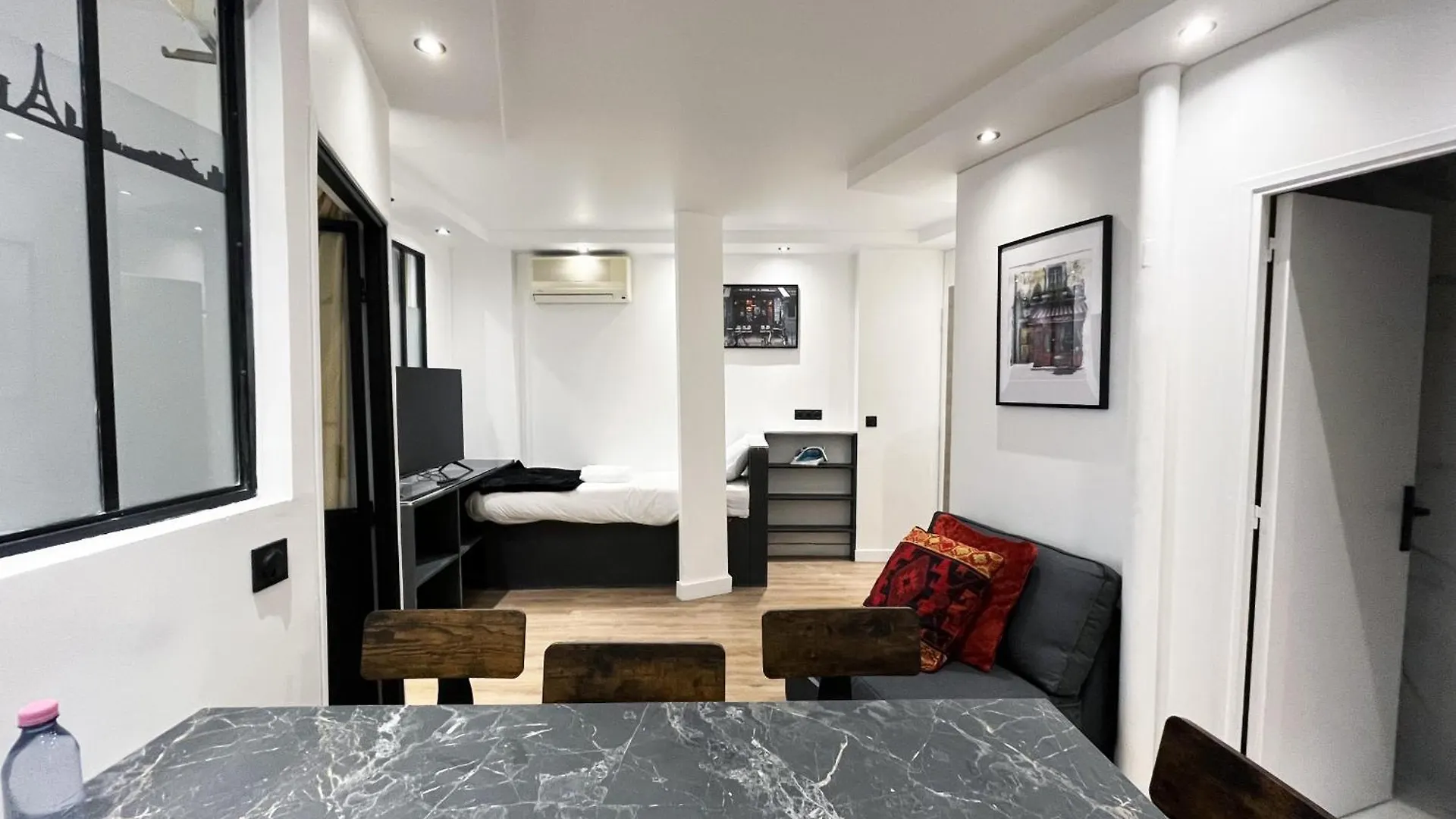Urban Flat 173 - Charming Flat Atelier Gaite Montparnasse contacts